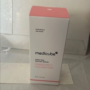 Medicube PDRN Pink Peptide Serum